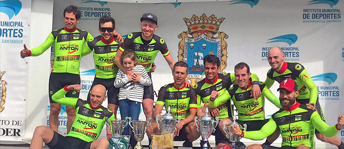 Los Matorrizos, con Rubn Mat a la cabeza, arrasan en la Vuelta a Santander