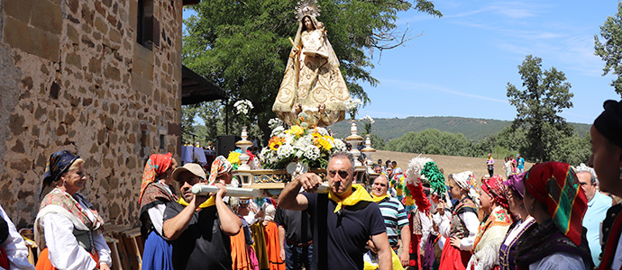 Los mayores de Valderredible disfrutaron de su da