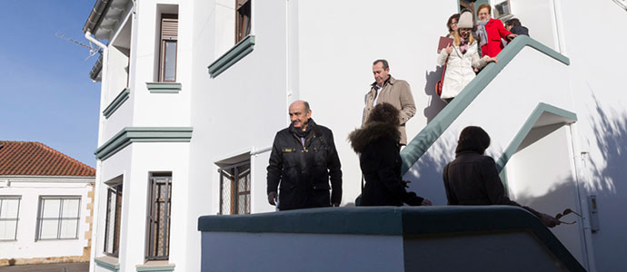Mazn inaugura la rehabilitacin de la Casa del Maestro de Sili tras una inversin de 60.000 euros