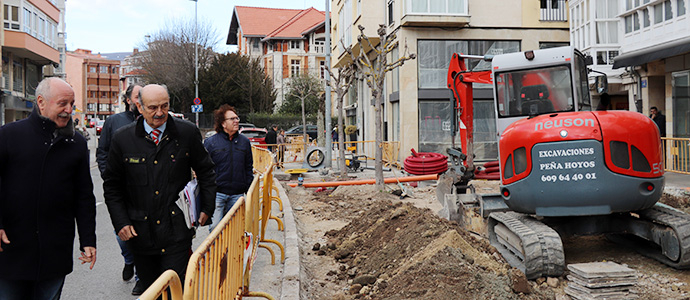 Mazn visita las obras de la Avenida Puente de Carlos III y las plazas de la Concordia y los Caos 
