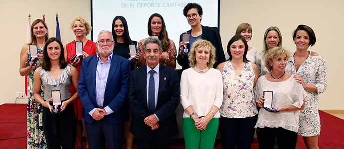 Medalla al Mrito para 12 deportistas cntabras