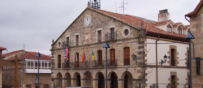 Medio Ambiente regenerar la antigua zona de extraccin de zahorras de Valderredible