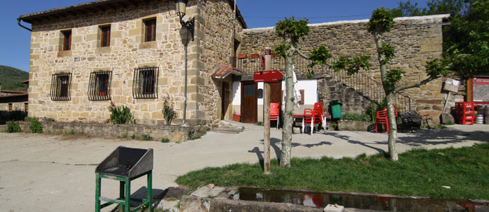 La mejora de la carretera de Bustidoo a Aldea de Ebro sale a licitacin 