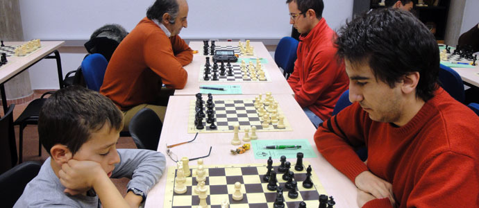 El Memorial Pablo Fernndez Vielba de ajedrez se pone interesante