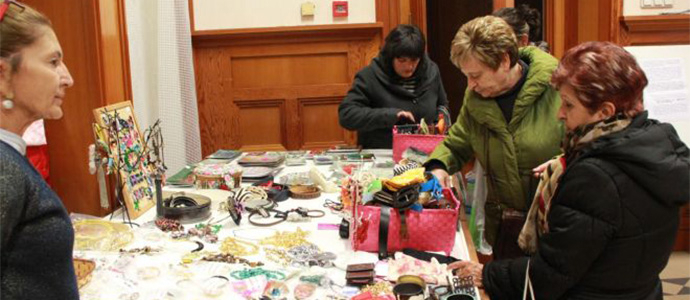 Mercadillo Solidario a favor de los Amigos de Louga