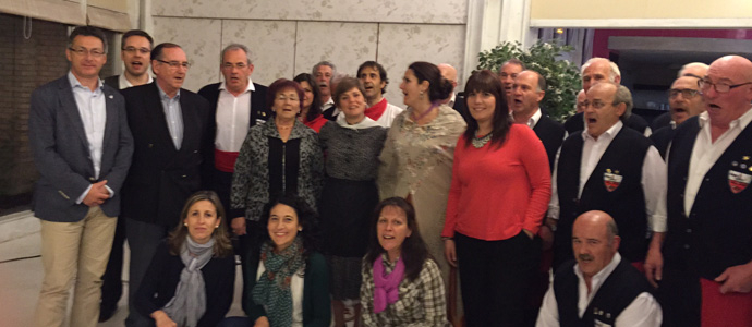 Los miembros de la Casa de Cantabria en Navarra visitan Campoo