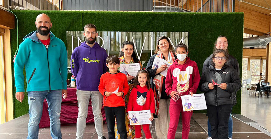 Miguel ngel Hoyos gana el I Concurso de Figuras Carroceras en Miniatura