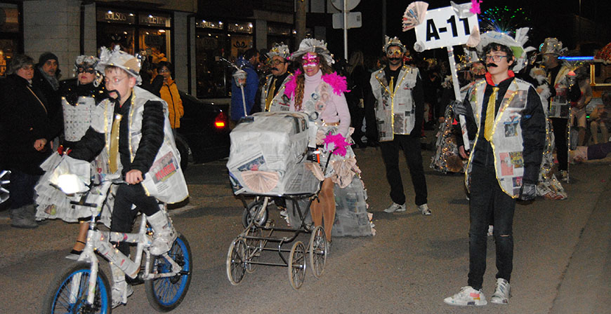 Miles de personas han participado en el Carnaval de la Galleta este fin de semana