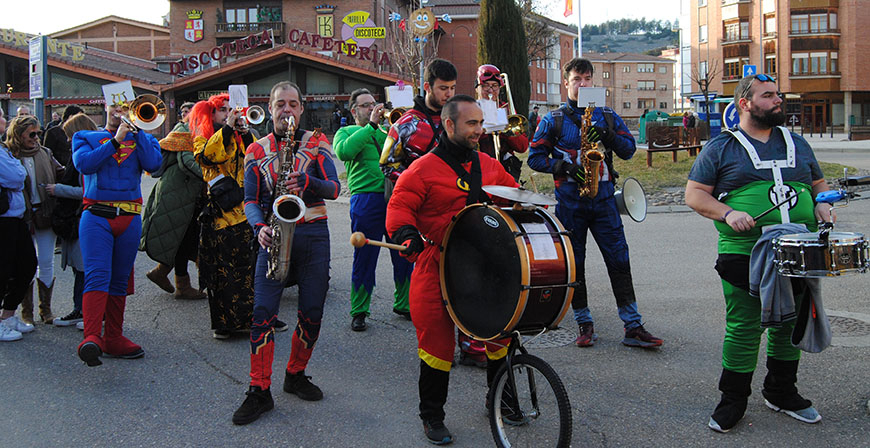 Miles de personas han participado en el Carnaval de la Galleta este fin de semana