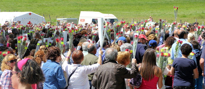 Miles de rosas para la Virgen de Montesclaros