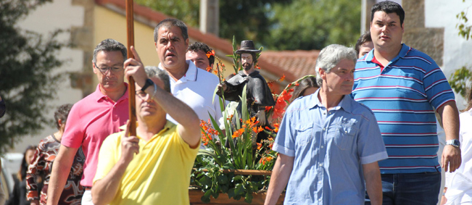 Misa y procesin en Retortillo