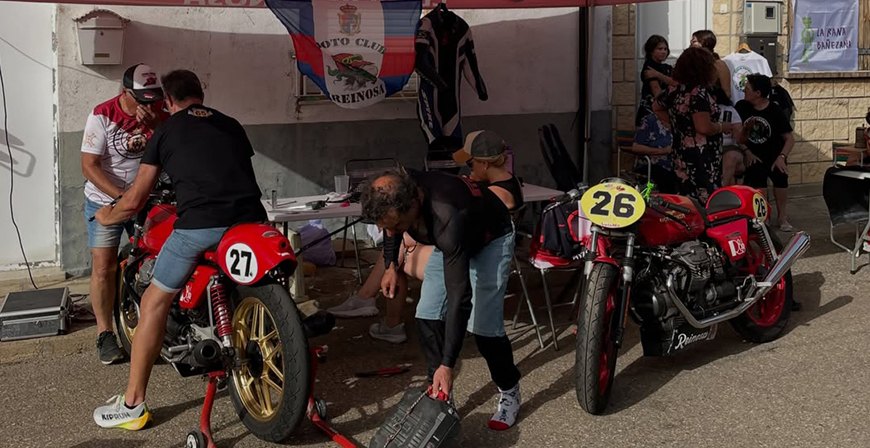 El Motos Competici�n Cl�sicas Reinosa disput� la hist�rica carrera de La Ba�eza
