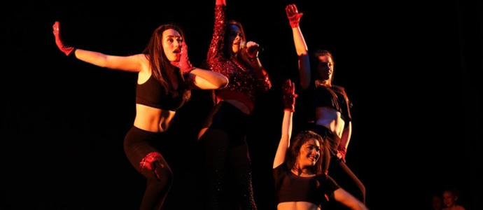 El movimiento regresa al Club de Danza Tapiz