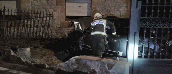 Muere un hombre de 48 aos en un  accidente de trfico en San Martn de Elines