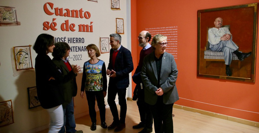 La muestra sobre José Hierro abre sus puertas en la Biblioteca Central de Cantabria