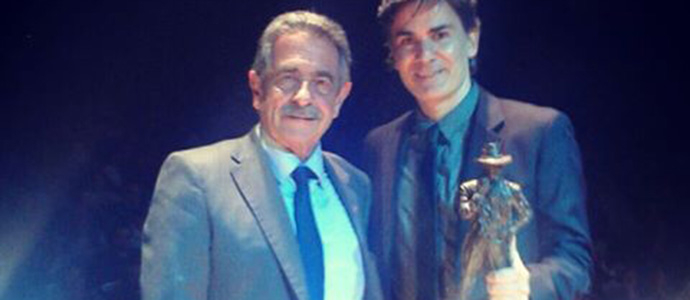 Nando Ageros recibe el 'Tino Casal' por 'Viento del Norte'