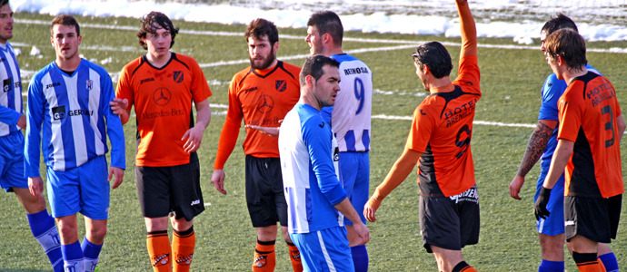 El Naval mostr su mejor juego, pero no pudo superar al Smano