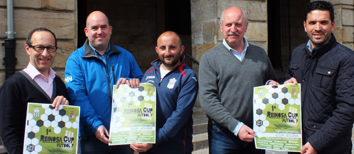 El Naval organiza una copa de fbol 7 para categoras alevn y benjamn