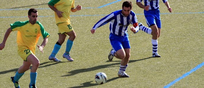 El Naval, a por los tres puntos frente al Calasanz