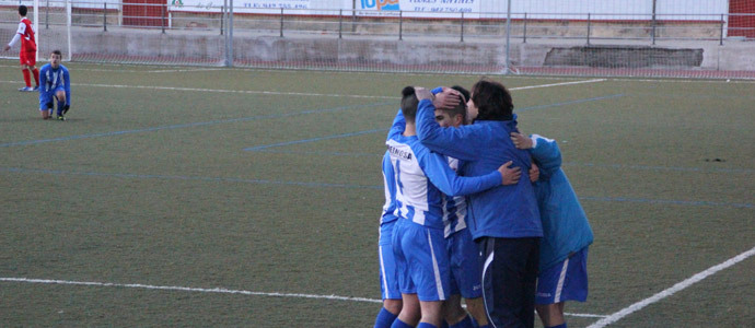 El 'Navaluco' se impuso 2-1 a la Gimnstica 