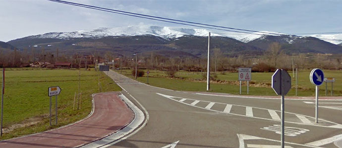 Naveda contar con un paseo peatonal entre el ncleo urbano y la CA-183 