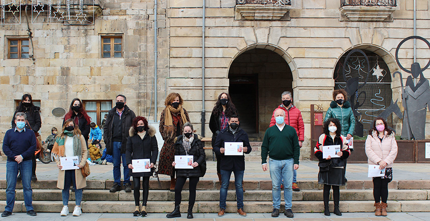 Nayara Gutirrez logra el primer puesto del rally fotogrfico de Navidad 'Comercio y Hostelera de Reinosa'