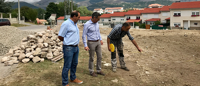 Nestares incorpora un nuevo parque y dos pistas de petanca