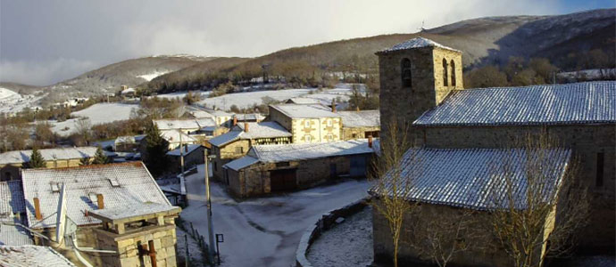 La nieve vuelve a cuajar por encima de los 850 metros
