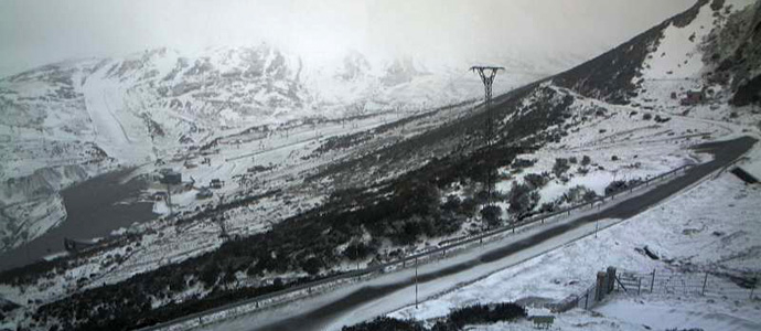 La nieve vuelve a hacer acto de presencia en las cotas ms altas