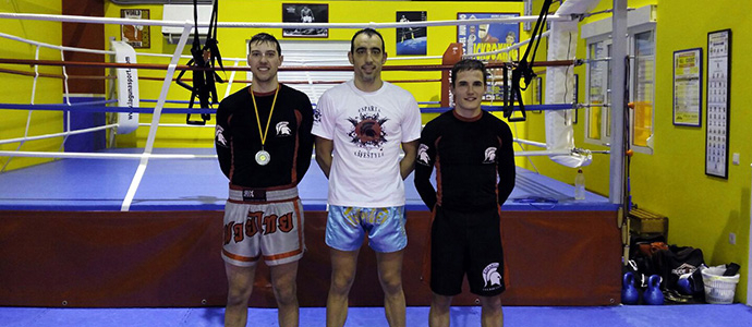 Noche de kick boxing para Adrin Gmez y scar Jorrn