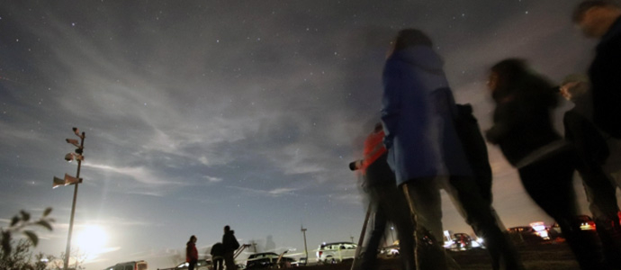 Noche de 'lluvia de estrellas' desde La Lora