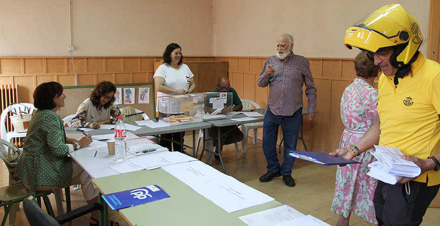 Normalidad en el inicio de la jornada electoral en Cantabria