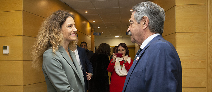 La nueva delegada del Gobierno quiere trabajar de forma conjunta y coordinada con el presidente de Cantabria