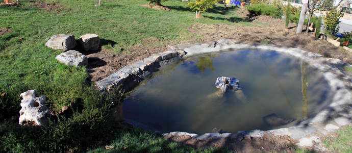 Obras en el Jardn de las Mujeres de Nestares