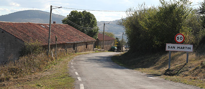 Obras Pblicas financia la mejora del firme de la carretera de acceso a San Martn de Hoyos