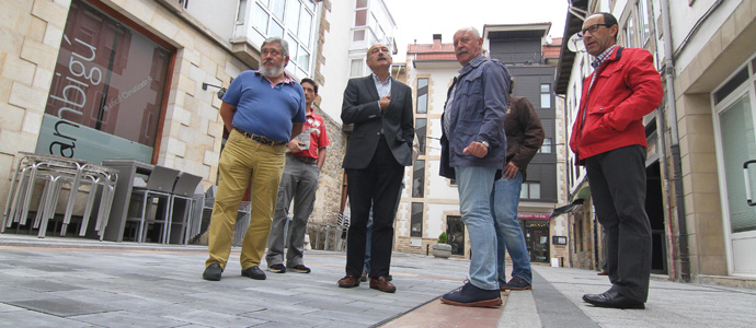 Obras Pblicas inaugura la peatonalizacin de la calle brego y la travesa de La Nevera