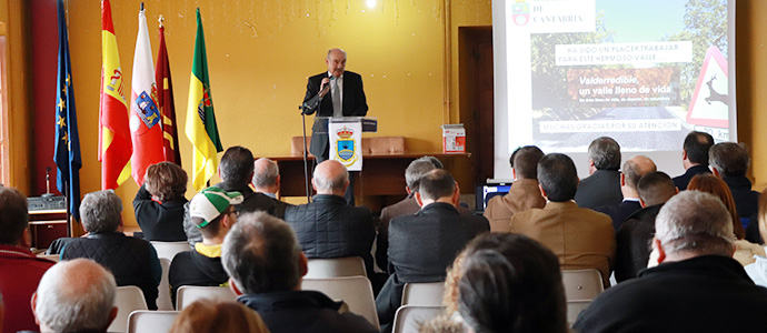 Obras Pblicas invierte 3 millones en carreteras de Valderredible y en la rehabilitacin de dos edificios