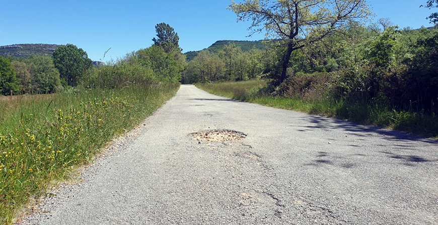 Obras Pblicas reparar la carretera que comunica Espinosa de Bricia con Santa Mara de Hito