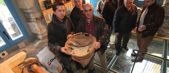 Orzales recupera su molino