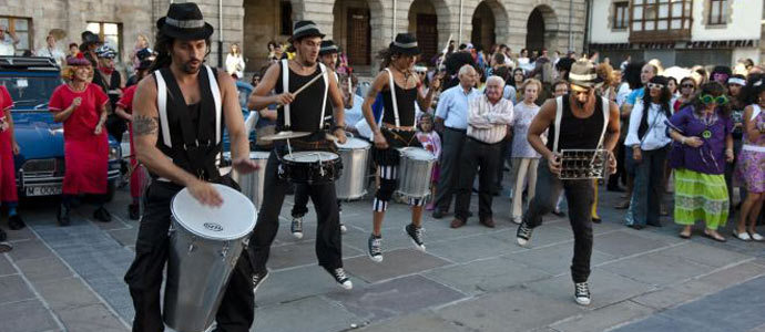 'La Otra Movida' inund Reinosa de alegra y color