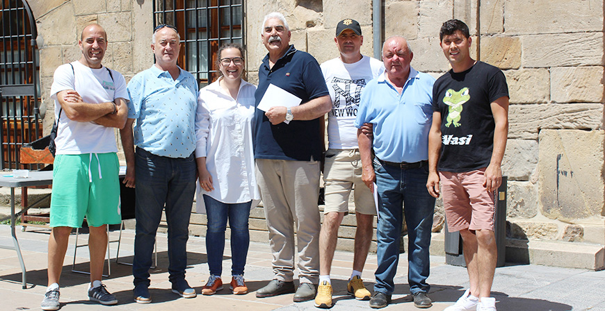 Paco Lpez gana el Concurso de Rana de Santiago de Reinosa