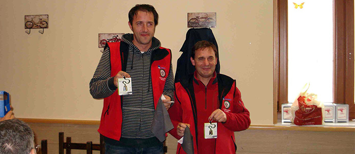 Paco y Machn se imponen en el II Torneo de Petanca del Grupo Sidenor