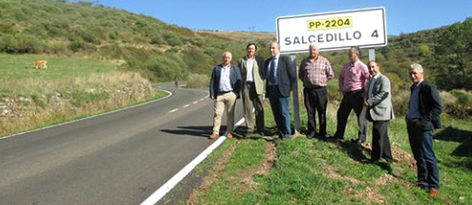 Palencia mejora la la carretera entre Braosera y Salcedillo