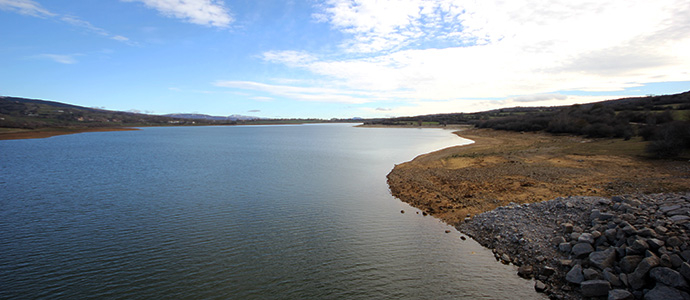 El Pantano del Ebro, al 41,6%, acumula casi 225 hm3