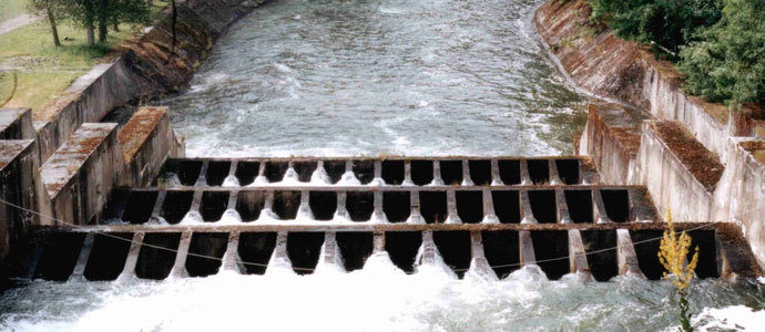 El Pantano del Ebro est desembalsando agua