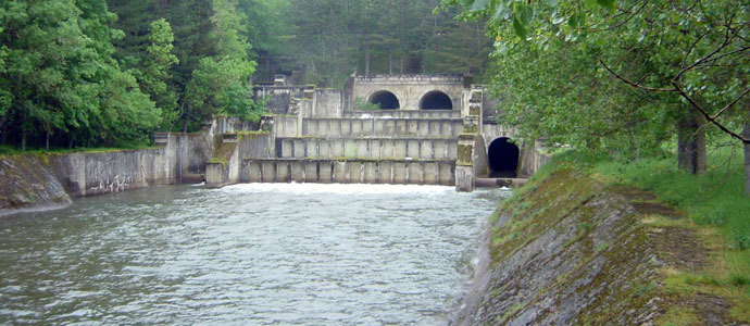El Pantano del Ebro est desembalsando agua