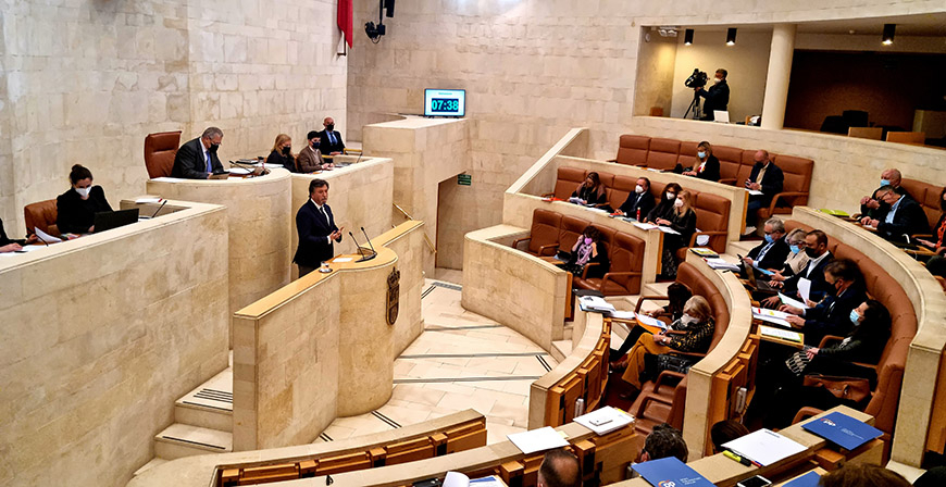El Parlamento de Cantabria rechaza la mocin de VOX instando a declarar Campoo 