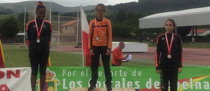Paula Daz Salazar, campeona de Cantabria alevn de 500 metros lisos