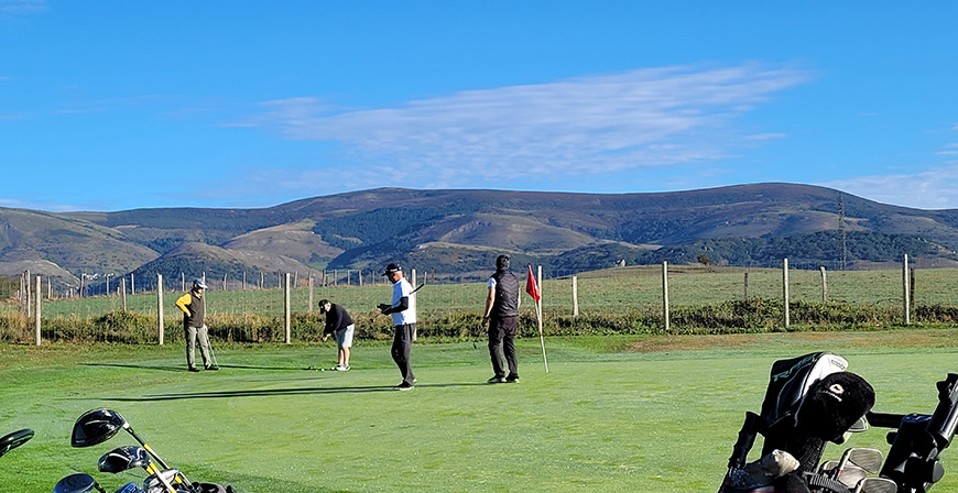 Paulino Martnez y Guillermo Martnez ganan el Torneo de Golf de San Mateo 