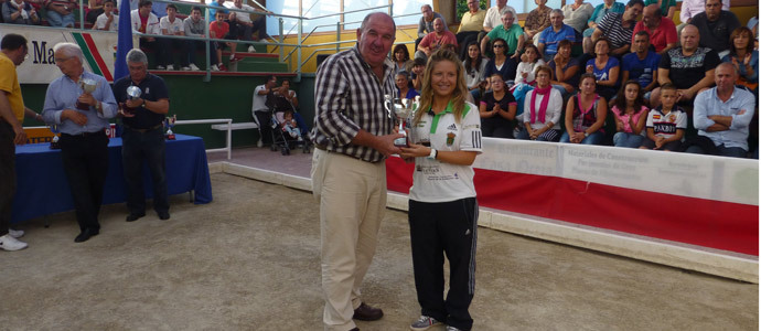 Campoo de Yuso y Pesquera reciben los trofeos de campeones de Liga